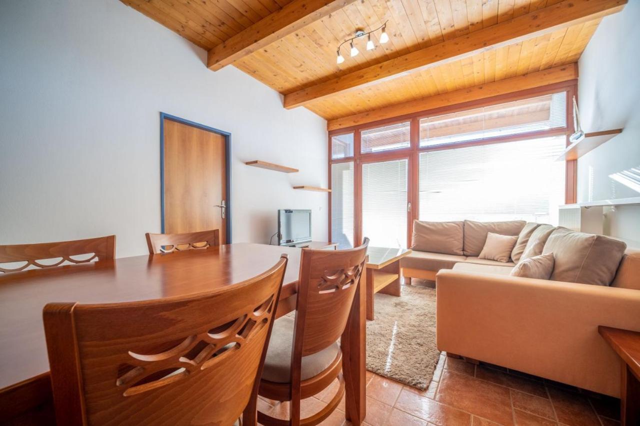 Apartment Doky D8 - Lipno Home Lipno nad Vltavou Exterior photo